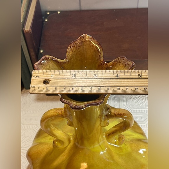 Vintage MCM Blue Mountain Pottery 2 Handle Vase Glossy Yellow & Brown Glaze - Picture 15 of 16
